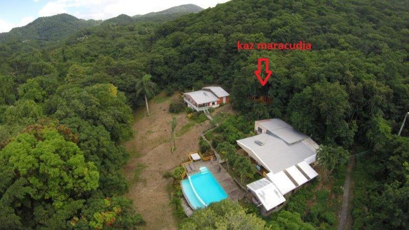 Kaz Maracudja Villa Deshaies Exterior photo