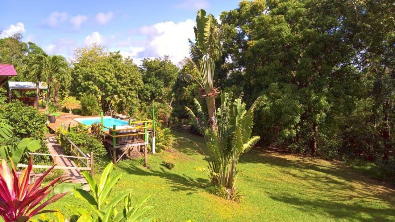 Kaz Maracudja Villa Deshaies Exterior photo